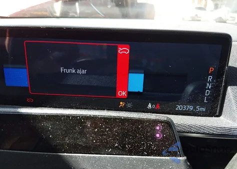 2024 Ford Mustang Mach-E Select z USA, uszkodzony, nr VIN 3FMTK1R49RMA29442